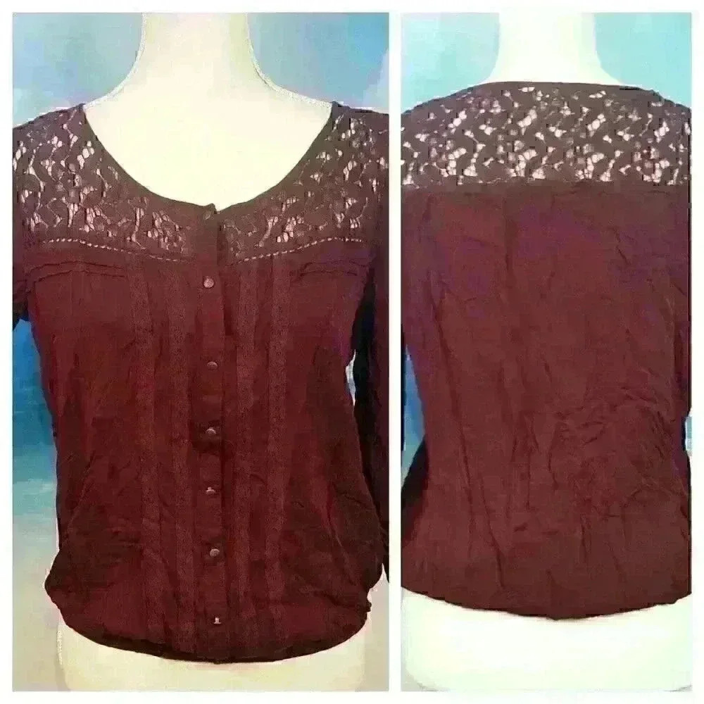 GARAGE Womans DEEP BURGUNDY Shirt 3/4 Sleeve Lightweight Lace accent size Med - Picture 2 of 5